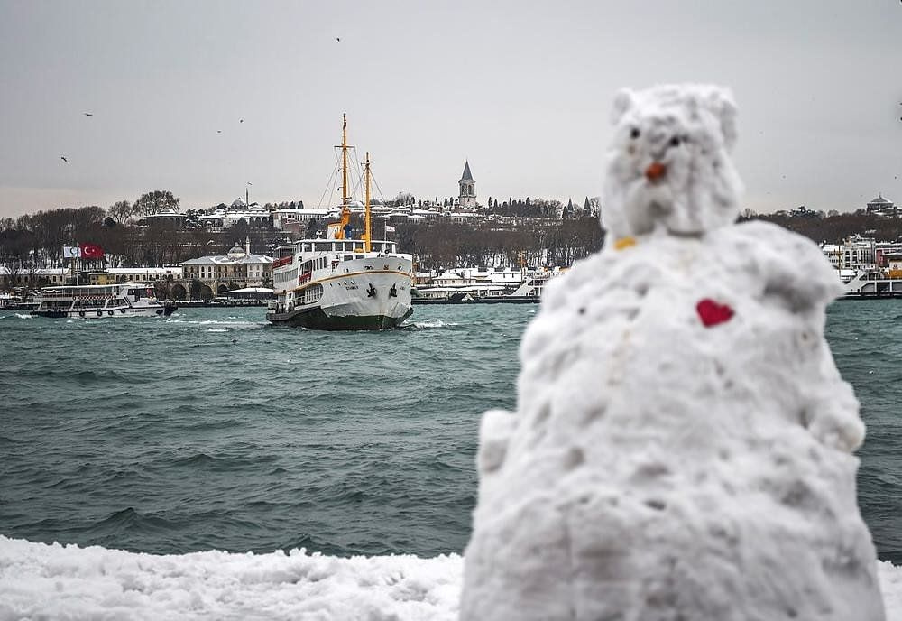 Meteoroloji İstanbul'a karın yağacağı gün ve saati açıkladı! Sıcaklık 15 derece düşecek