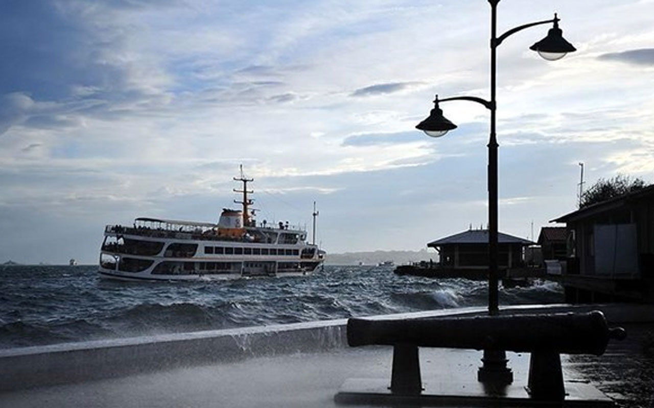 AFAD İstanbul'daki fırtınanın bilançosunu açıkladı