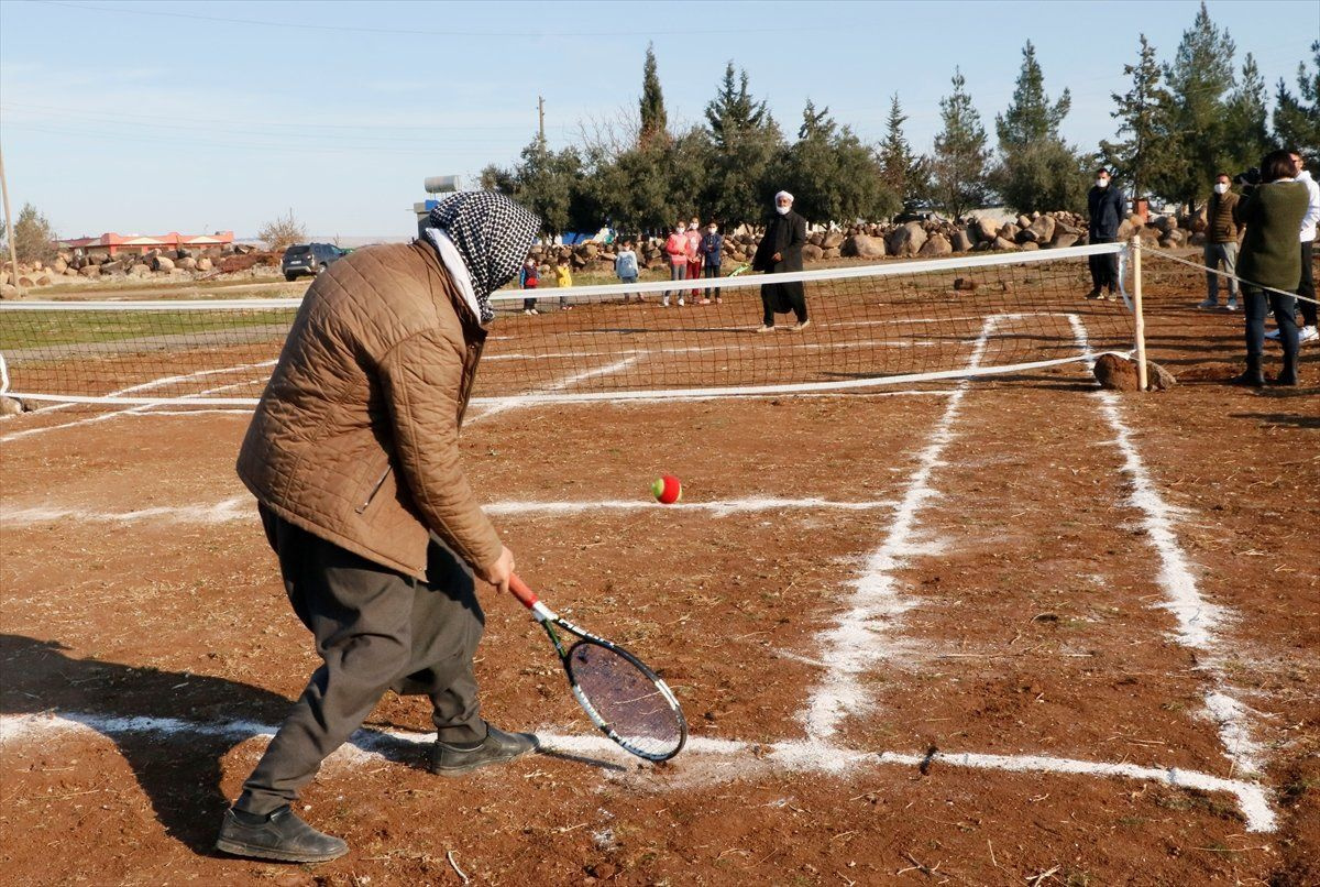 Bakan söz vermişti! Viranşehir'de tenis kortu 1 buçuk ayda tamamlandı