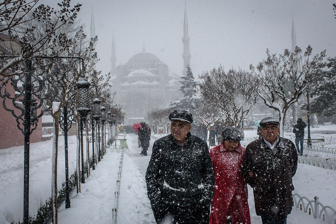 İstanbul 6 gün felç olacak! Pazar günü çok fena kar yağacak meteorolojiden üst üste uyarılar