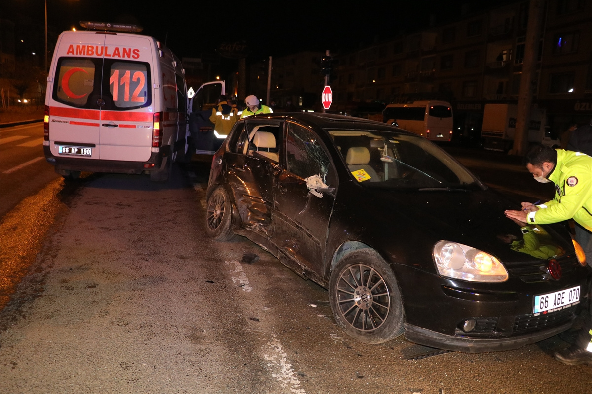 Yozgat�ta hamile kadın kaza yapan ambulansta erkek bebek dünyaya