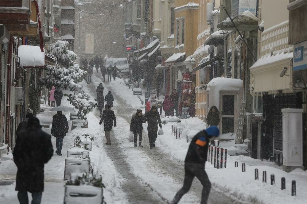 İstanbul için saat verildi! Meteoroloji son dakika kar uyarısı il il hava durumu