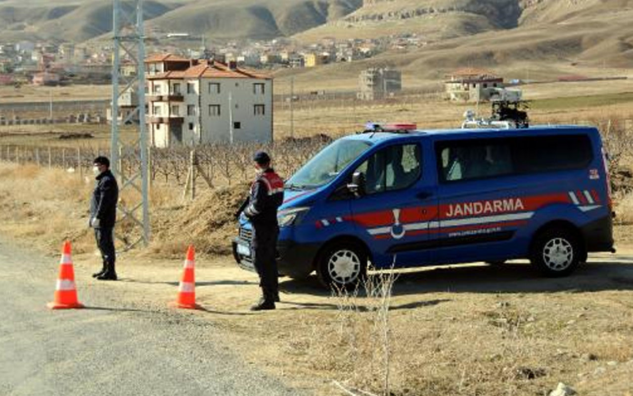 Kayseri'de toplu cenaze namazı ve taziye ziyareti sonrası 20 kişi pozitif çıktı