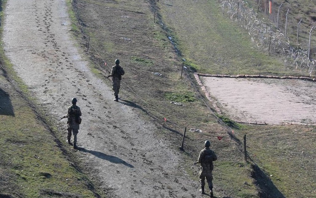 Milli Savunma Bakanlığı: Suriye'den yasa dışı yollarla yurda girmeye çalışan 6 kişi yakalandı