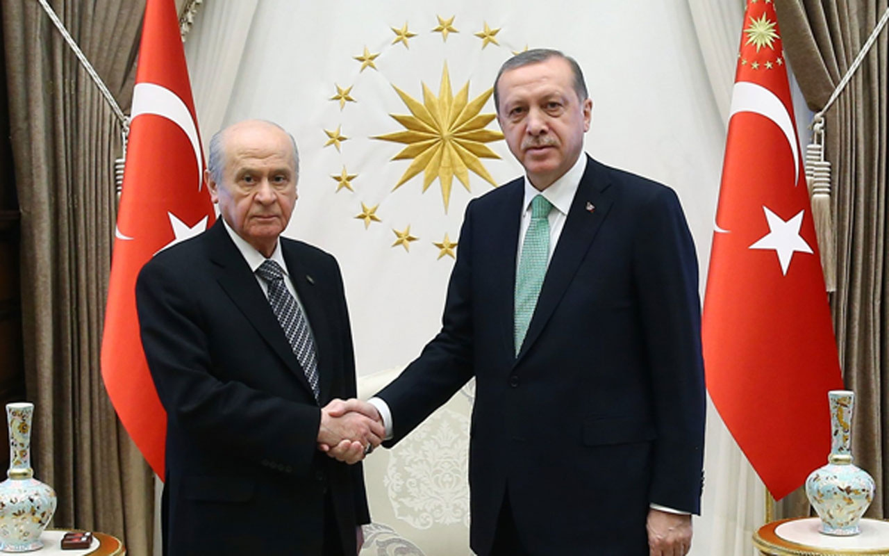 Erdoğan ile Bahçeli kararlaştırdı! Yeni Anayasa için bilim kurulu oluşturuluyor