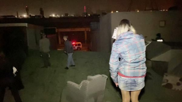 Konya'da gece kulübüne baskın! Polisten kaçıp çatıya saklandılar