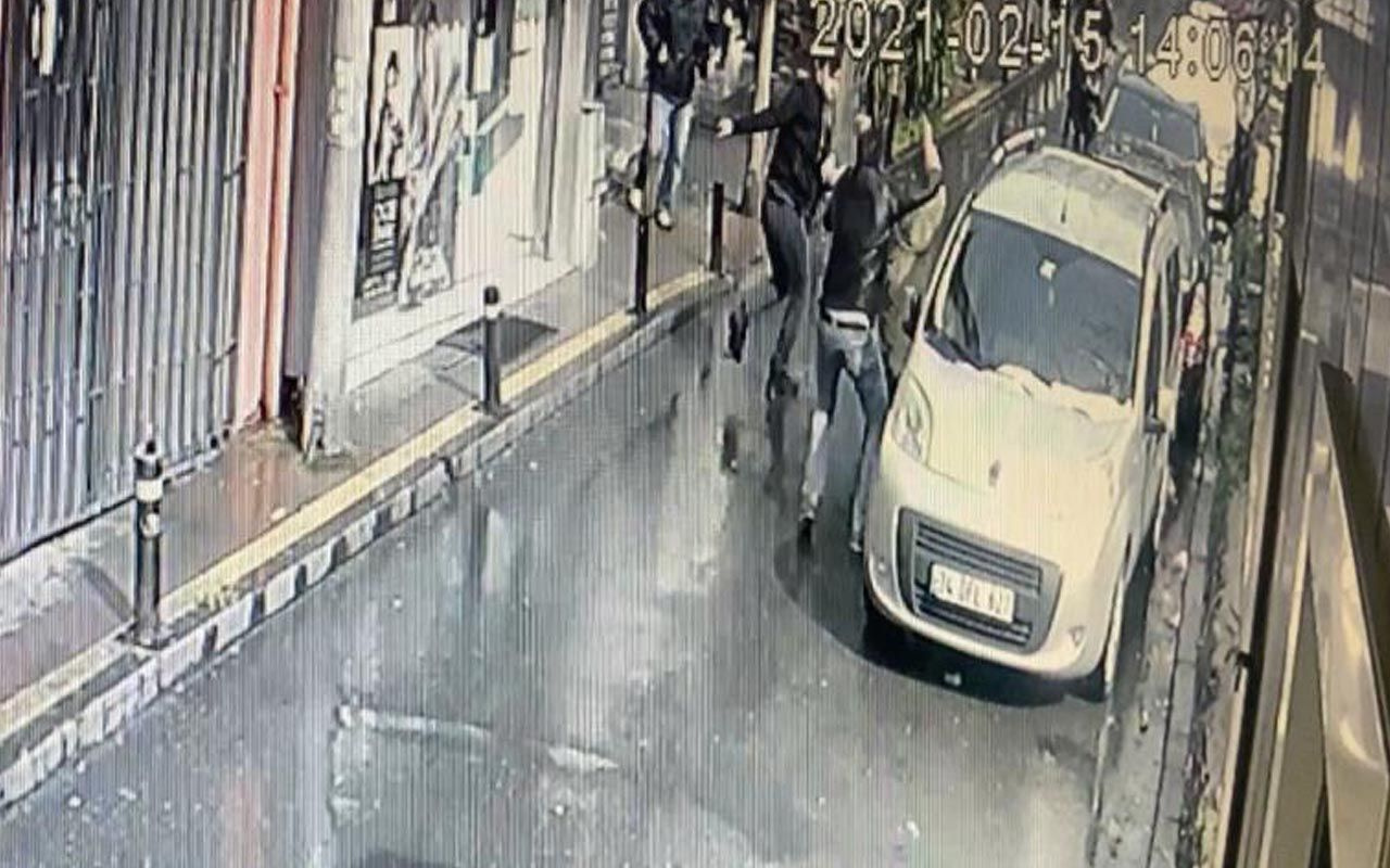 İstanbul'da kardeşlerin bıçaklı düellosü! Görüntüler dehşete düşürdü