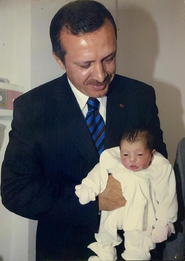 Selen Gülel'in Cumhurbaşkanı Erdoğan'a yaptığı sürpriz fotoğrafın detayları ortaya çıktı; O hayal gerçek oldu