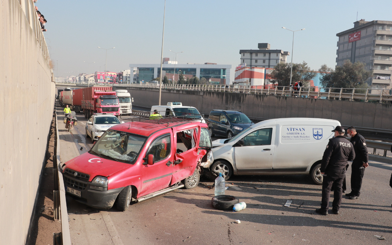 Kocaeli'de gözüne güneş gelince olanlar oldu! Birbirine girdiler