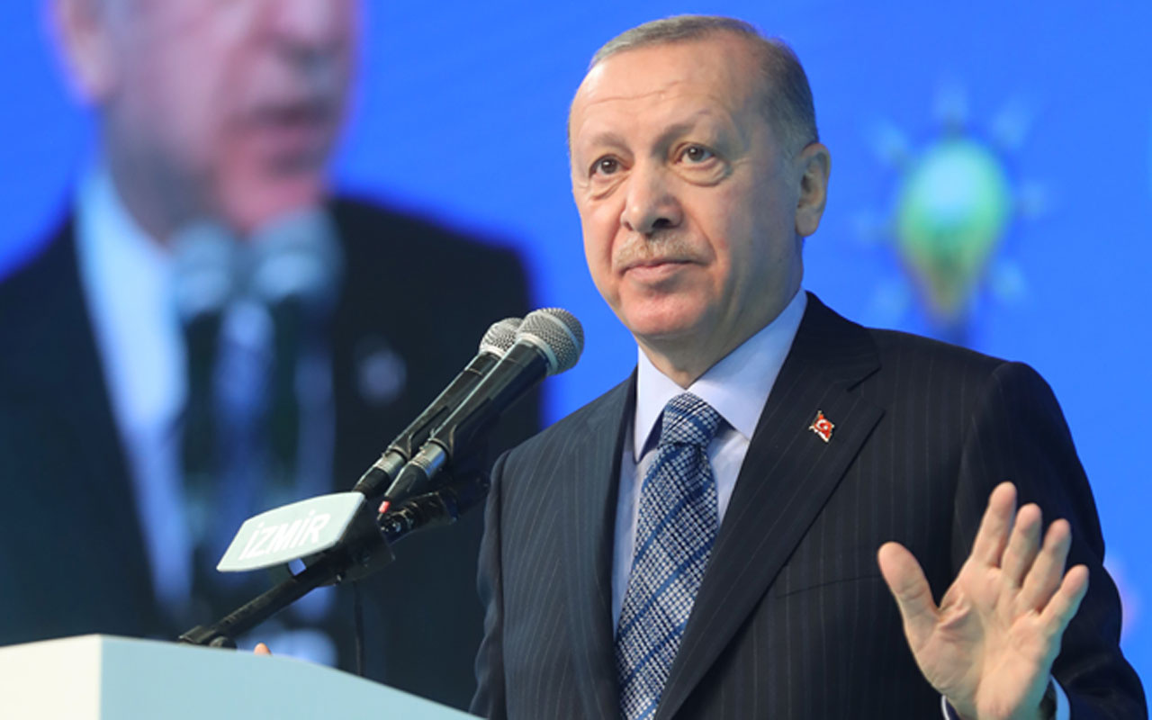 Muharrem Sarıkaya'dan bomba yazı: Erdoğan MYK'da açıklamış kabineye siyaset takviyesi