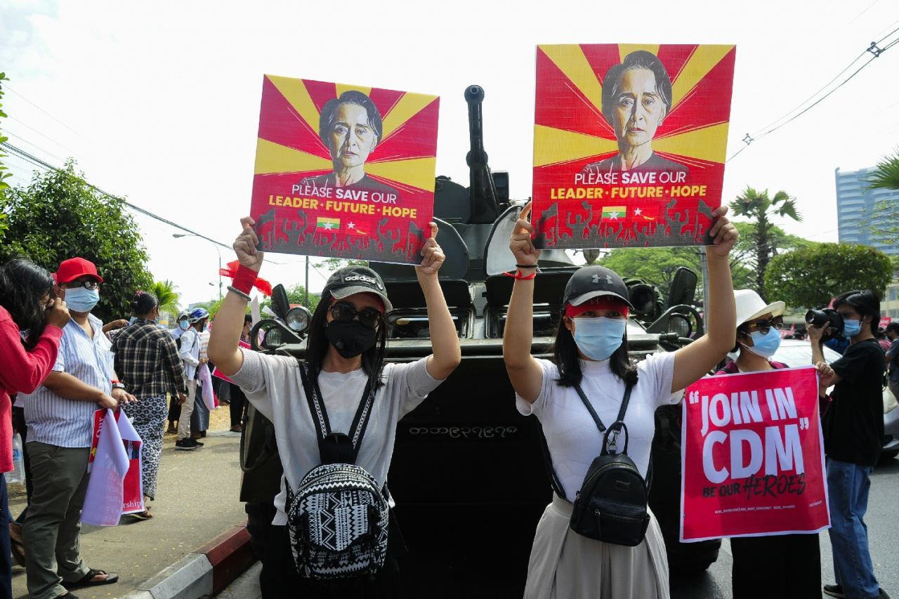 Darbe karşıtı gösterilerin sürdüğü Myanmar'da en kanlı gün