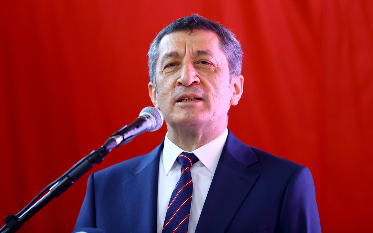 Milli Eğitim Bakanı Ziya Selçuk'dan kritik açıklamalar