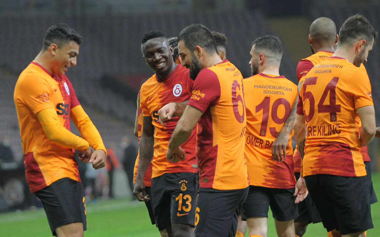 Lider Galatasaray'ın şampiyonluk yürüyüşü sürüyor