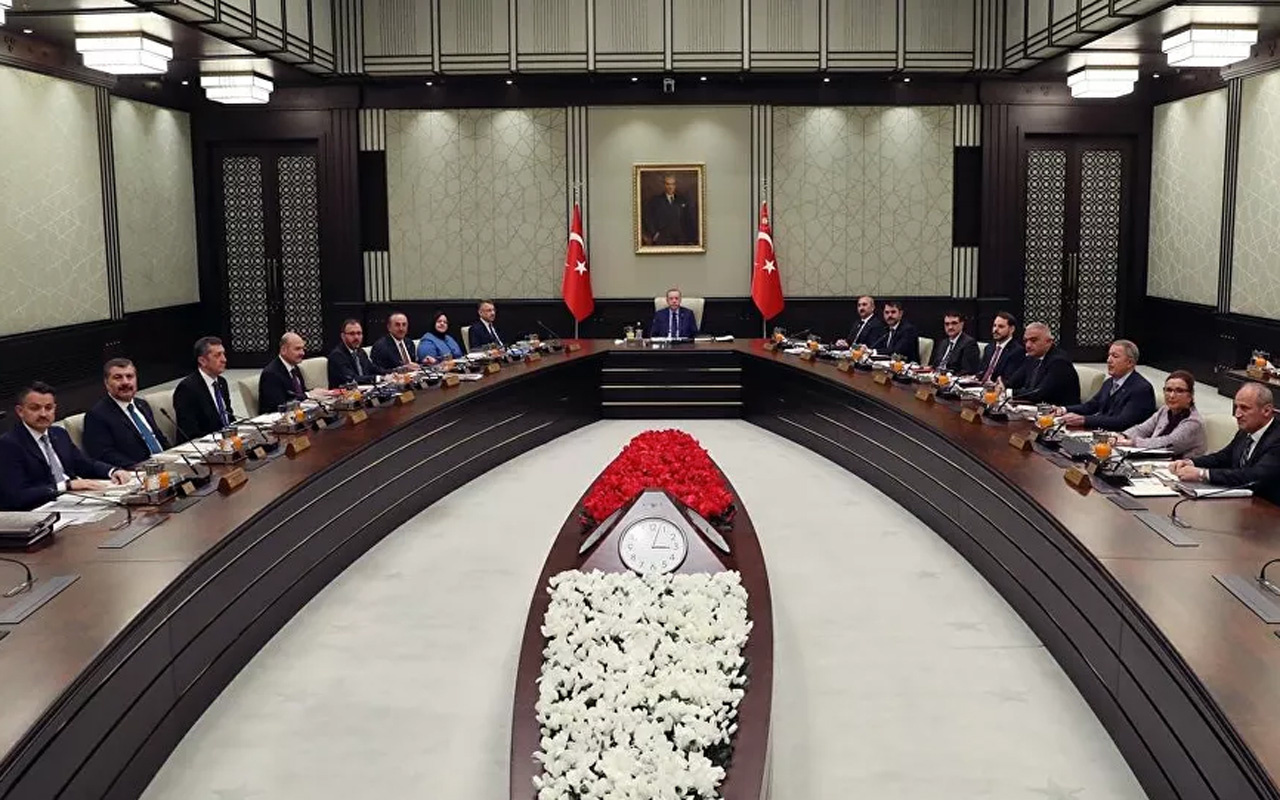 AK Parti MKYK toplantısı başladı
