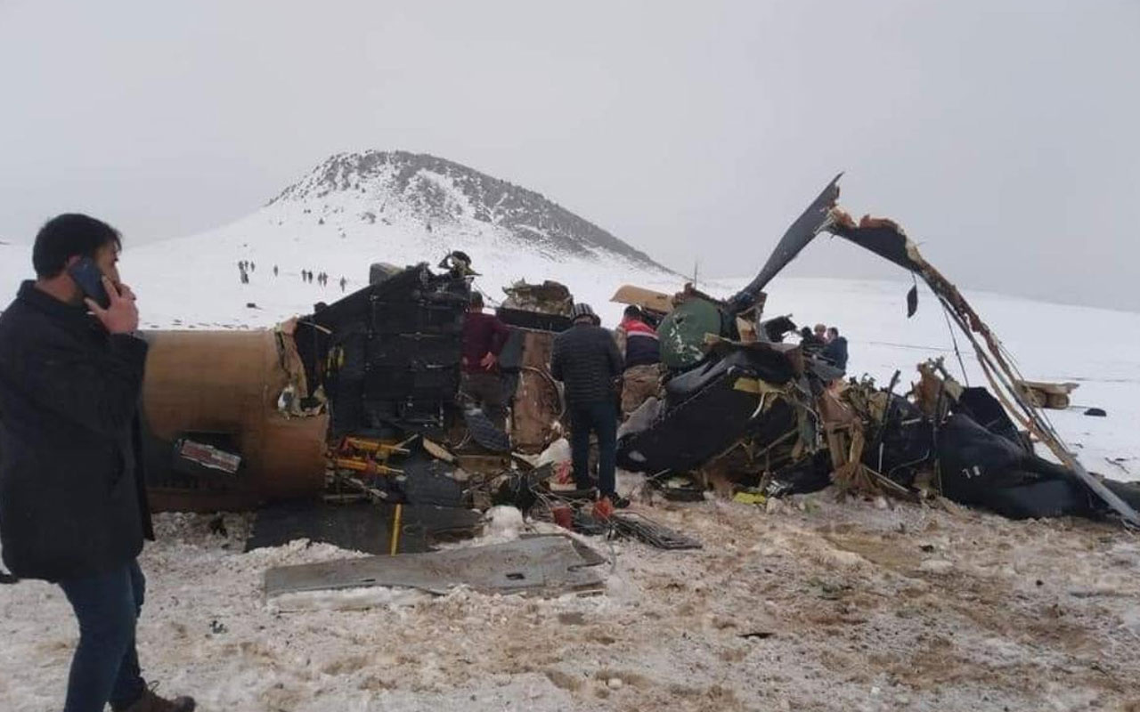 Bitlis'te askeri helikopter düştü Türkiye 11 şehidine ağlıyor