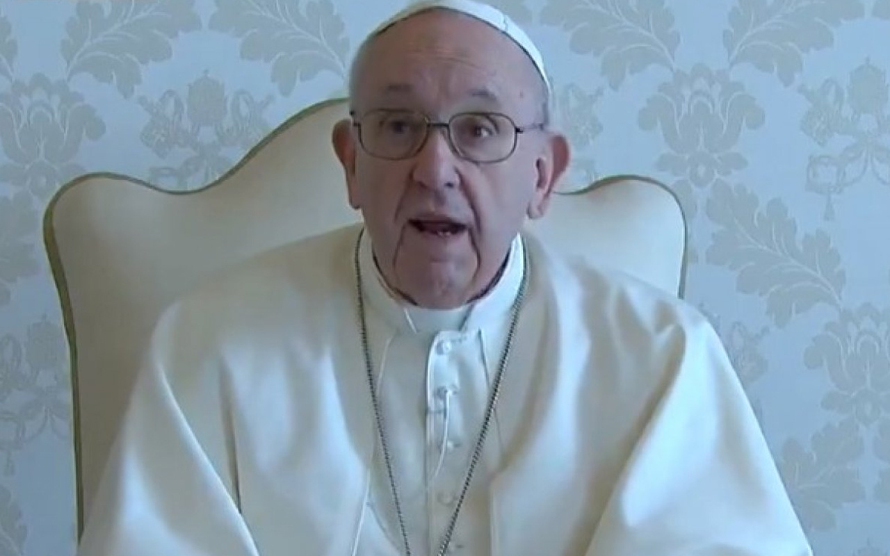 Papa 'selamun aleyküm' diyerek başladı! Irak ziyareti öncesi video mesaj