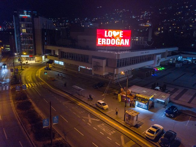 Saraybosna meydanlarında Erdoğan ilanı