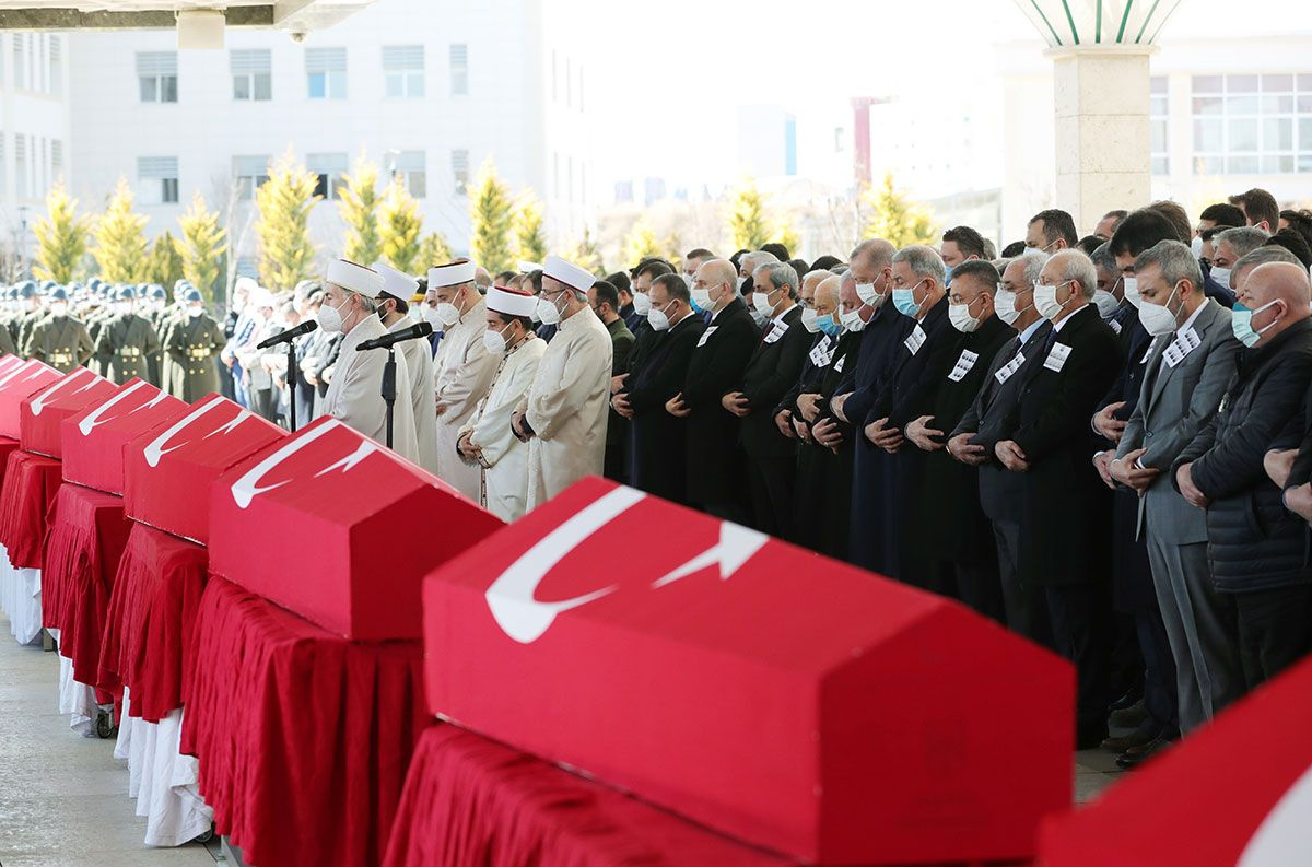Bitlis şehitleri için Ankara’da devlet töreni! Korgeneral Osman Erbaş ve 10 askere son veda