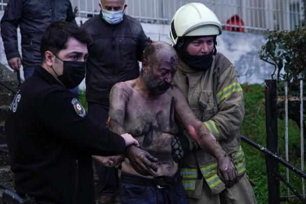 İstanbul Güngören'de dehşet anları! Yürekler ağızlara geldi bu halde kurtardılar...