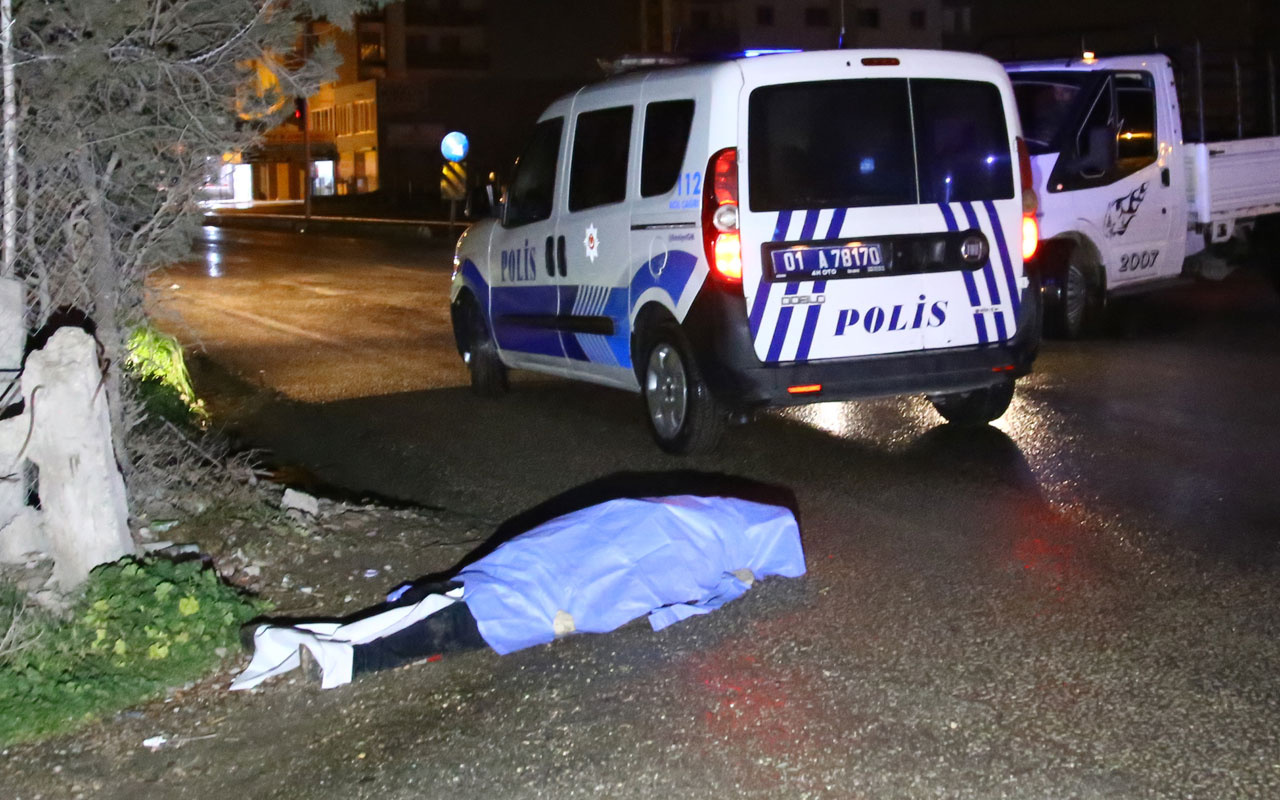 Adana'da yol kenarında ceset bulundu