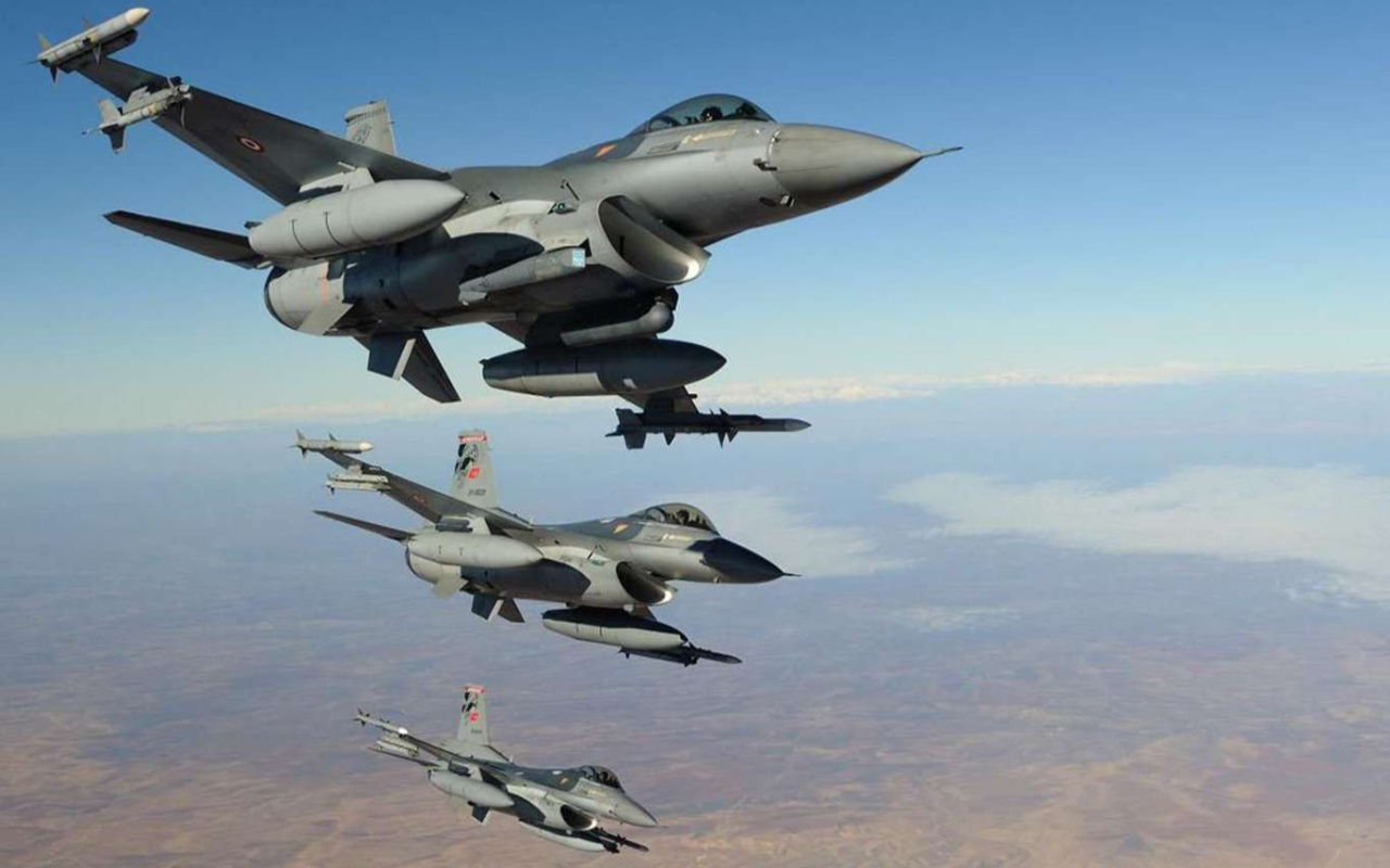 Türk ve ABD jetleri Polonya ve İzlanda'da NATO hava devriye görevi yapacak