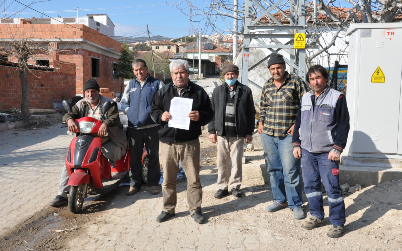 Türkiye'de tek! Manisa'da referandum sonrası köyde işler karıştı: Ortada kaldılar