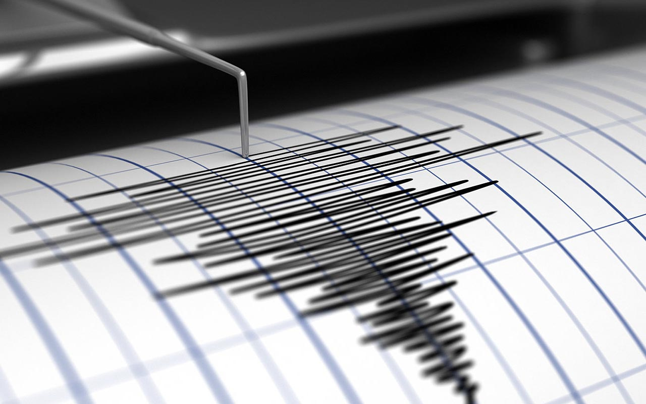 İran'da 5 büyüklüğünde deprem! Merkez üssü Kirman eyaleti