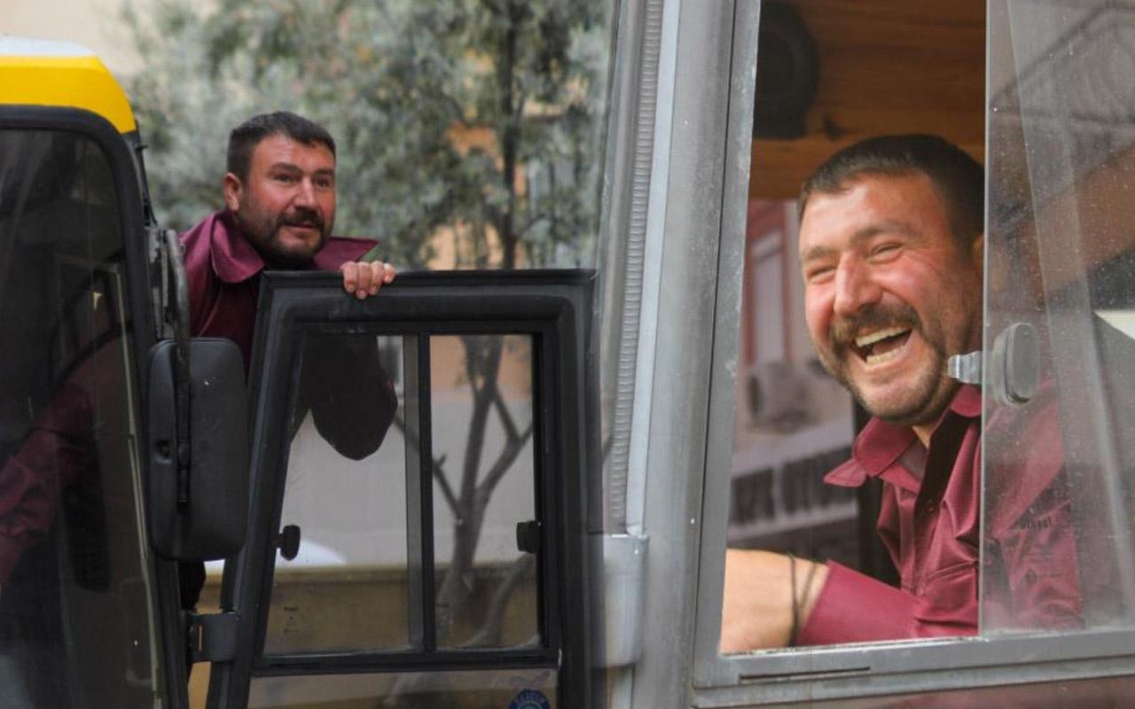 Antalya fenomeni 'Zavadanak Bekir' kokoreççi oldu: Köfteyi ye eve git yatır ol