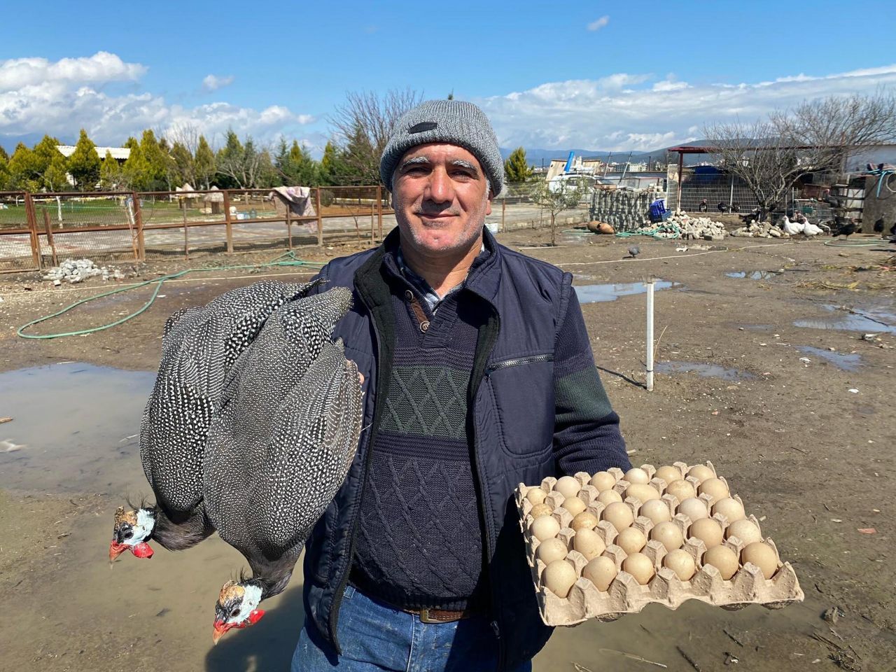 İzmir'de İran tavuğundan üretiyor talebe yetişemiyor! Hristiyanlar yumurtanın peşinde