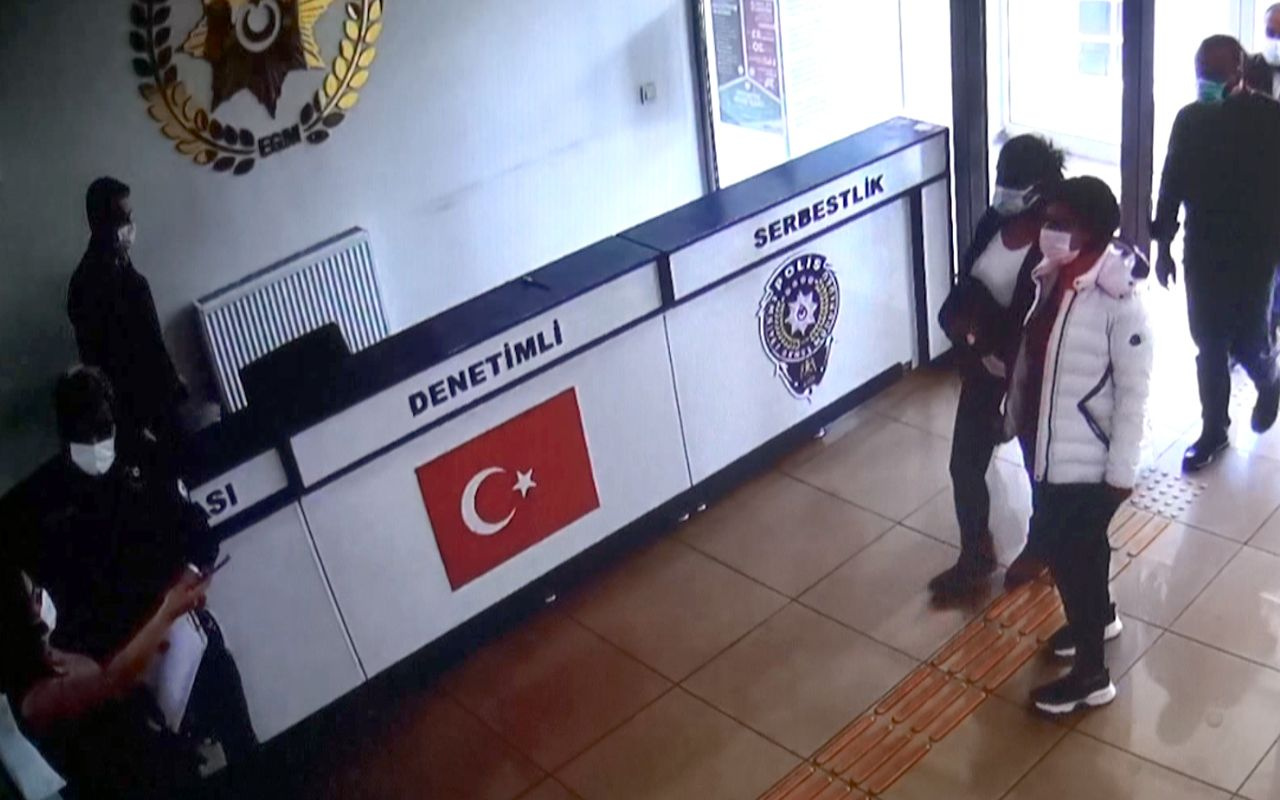 Kahramanmaraş'ta kadın öğretmen kalemle saldırdı! Karakolda karşılaşınca gözü döndü