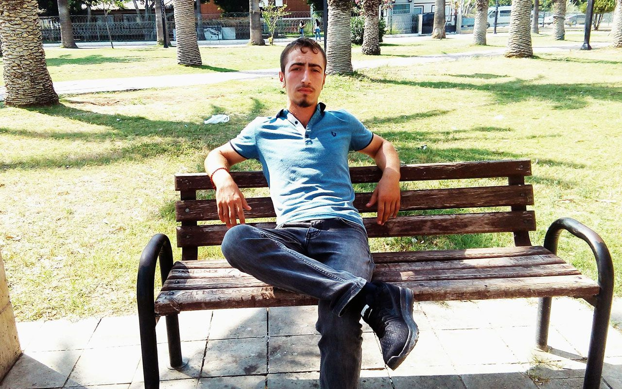Adana'da dün toprağa verdiği eşinin mezarı başında oğlunu ölü buldu
