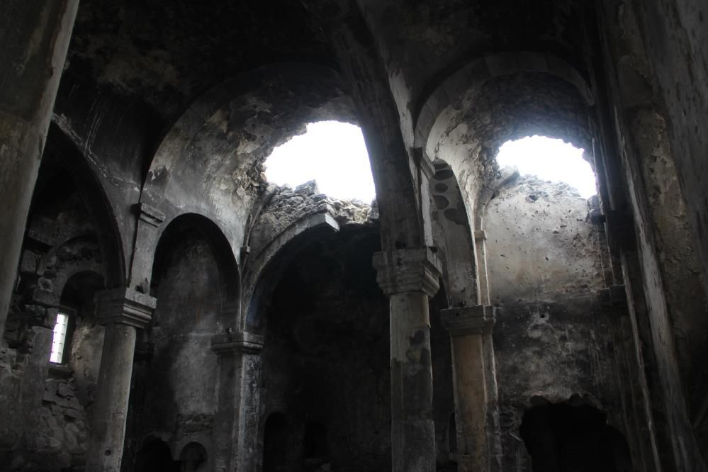 Almanya'da yaşayan Türk sahibi izin vermedi 231 yıllık kilise ortada kaldı