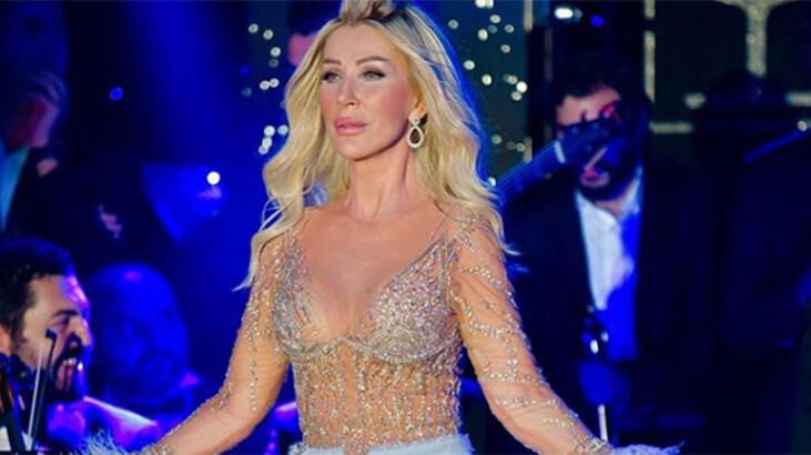 Filtreyi abartan Seda Sayan sosyal medyada ti'ye alındı