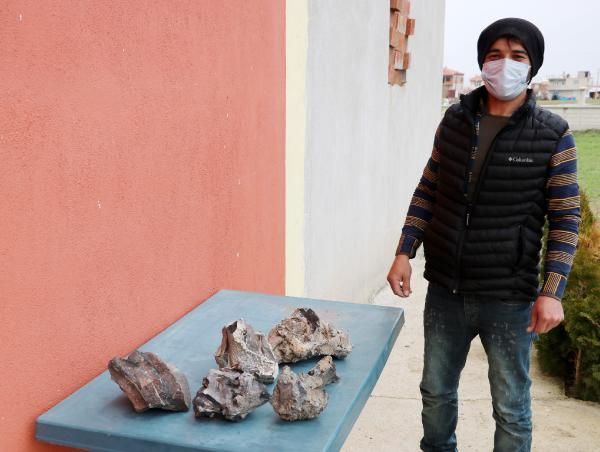 Ayfonkarahisar'da gök taşı diye 5 yıl saklayıp satmadı lav taşı çıktı