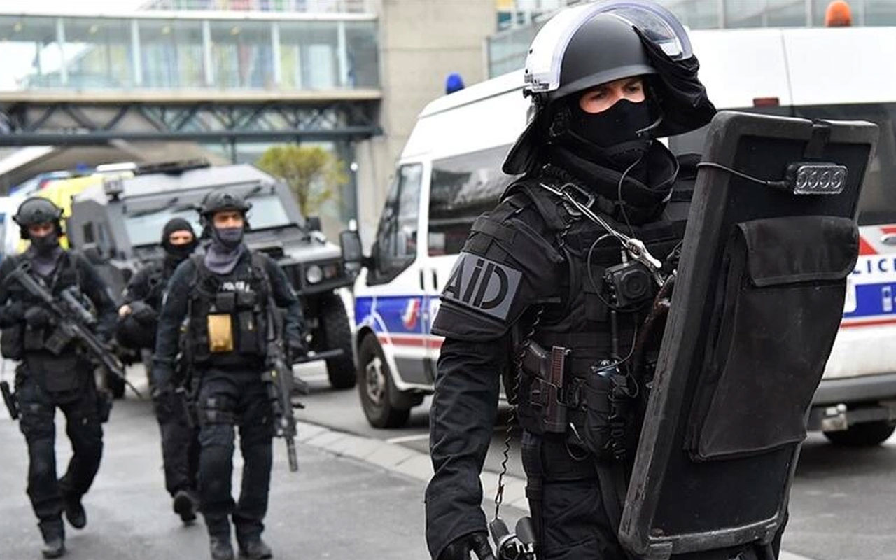 Hayret nasıl oldu! Fransa'da 7 PKK'lı terörist tutuklandı