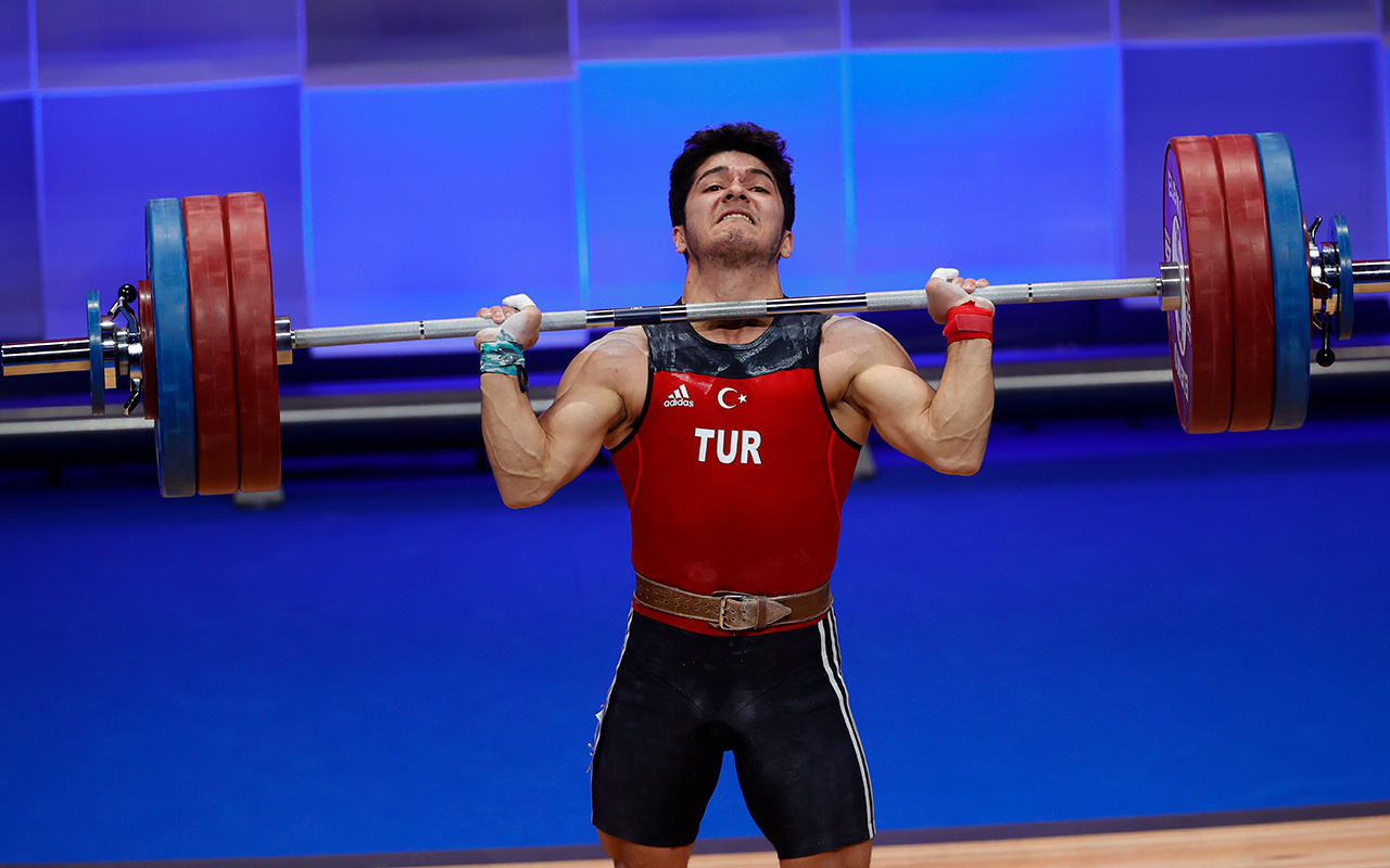 Milli halterci Muhammed Furkan Özbek, Avrupa şampiyonu oldu