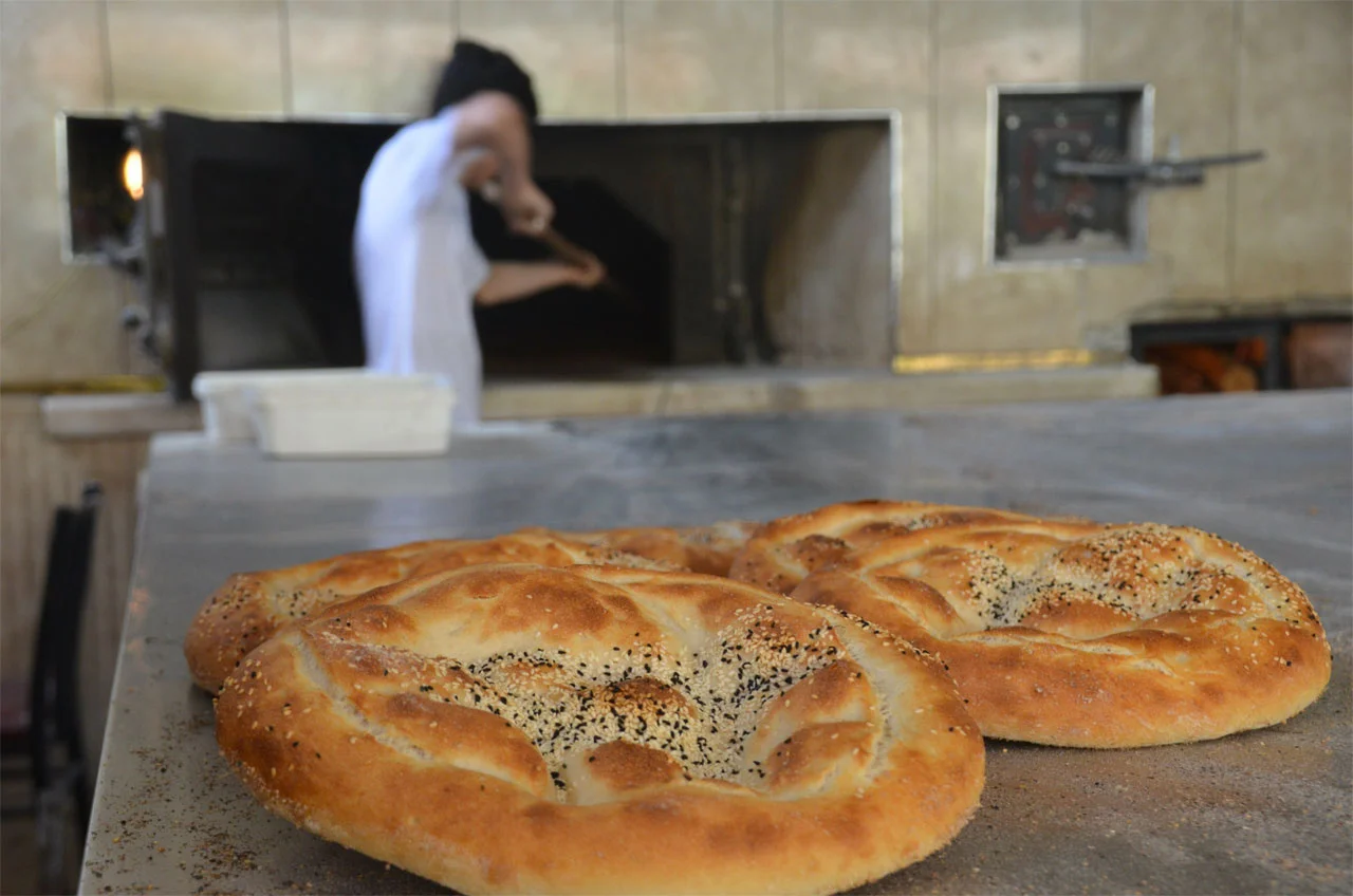 İstanbul halk ekmek Ramazan pidesi fiyatını açıkladı! Fırın pidesinin yarı fiyatına İstanbul halk ekmek Ramazan pidesi fiyatını açıkladı! Fırın pidesinin yarı fiyatına