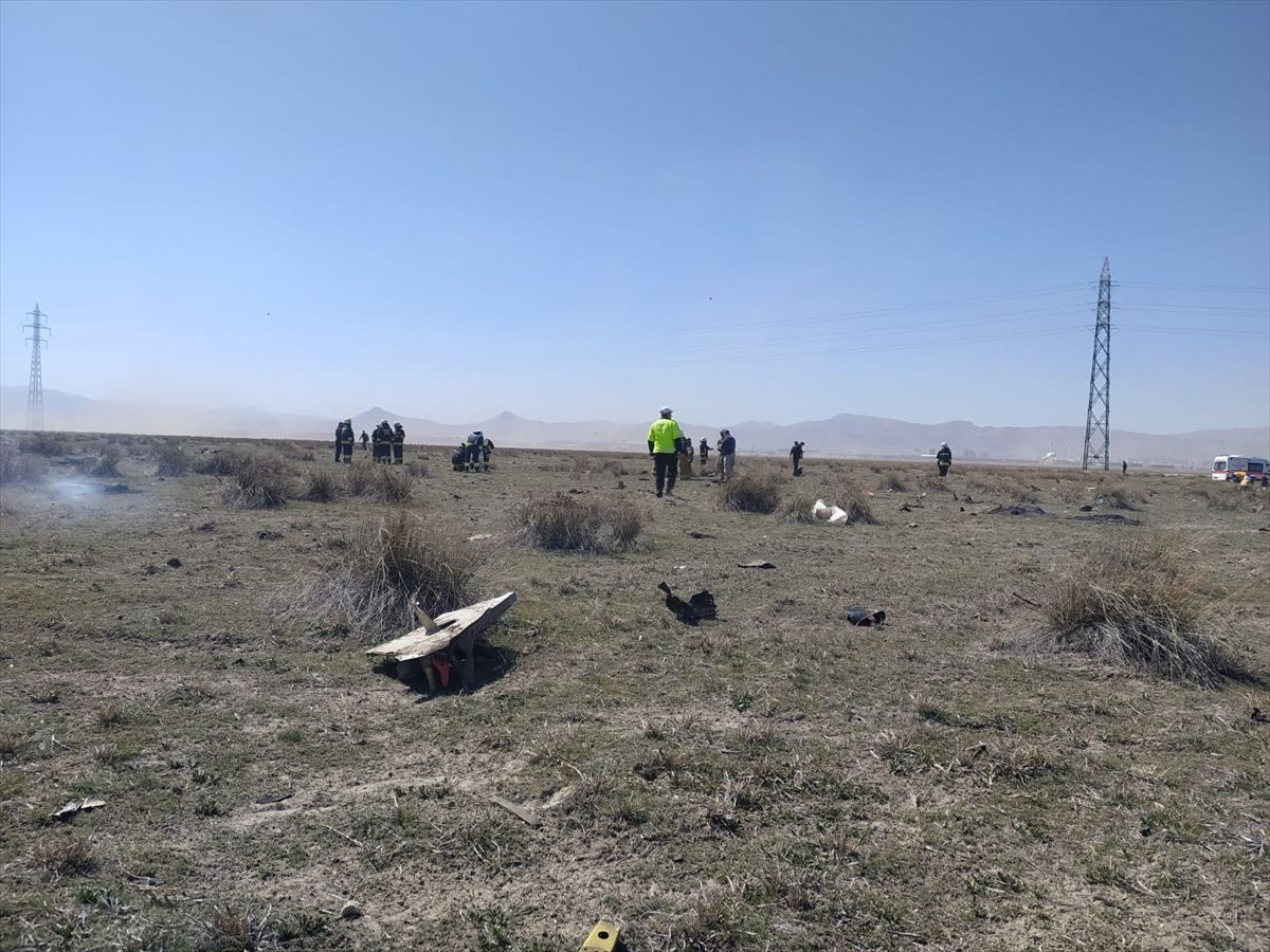 Konya'da Türk Yıldızları uçağı düştü! Pilot Burak Gençcelep Türk Yıldızları'nın ikinci şehidi oldu