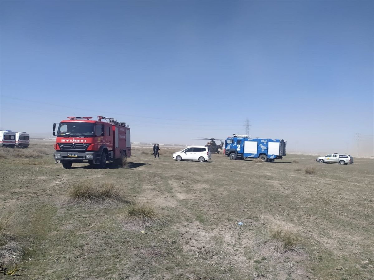 Konya'da Türk Yıldızları uçağı düştü! Pilot Burak Gençcelep Türk Yıldızları'nın ikinci şehidi oldu