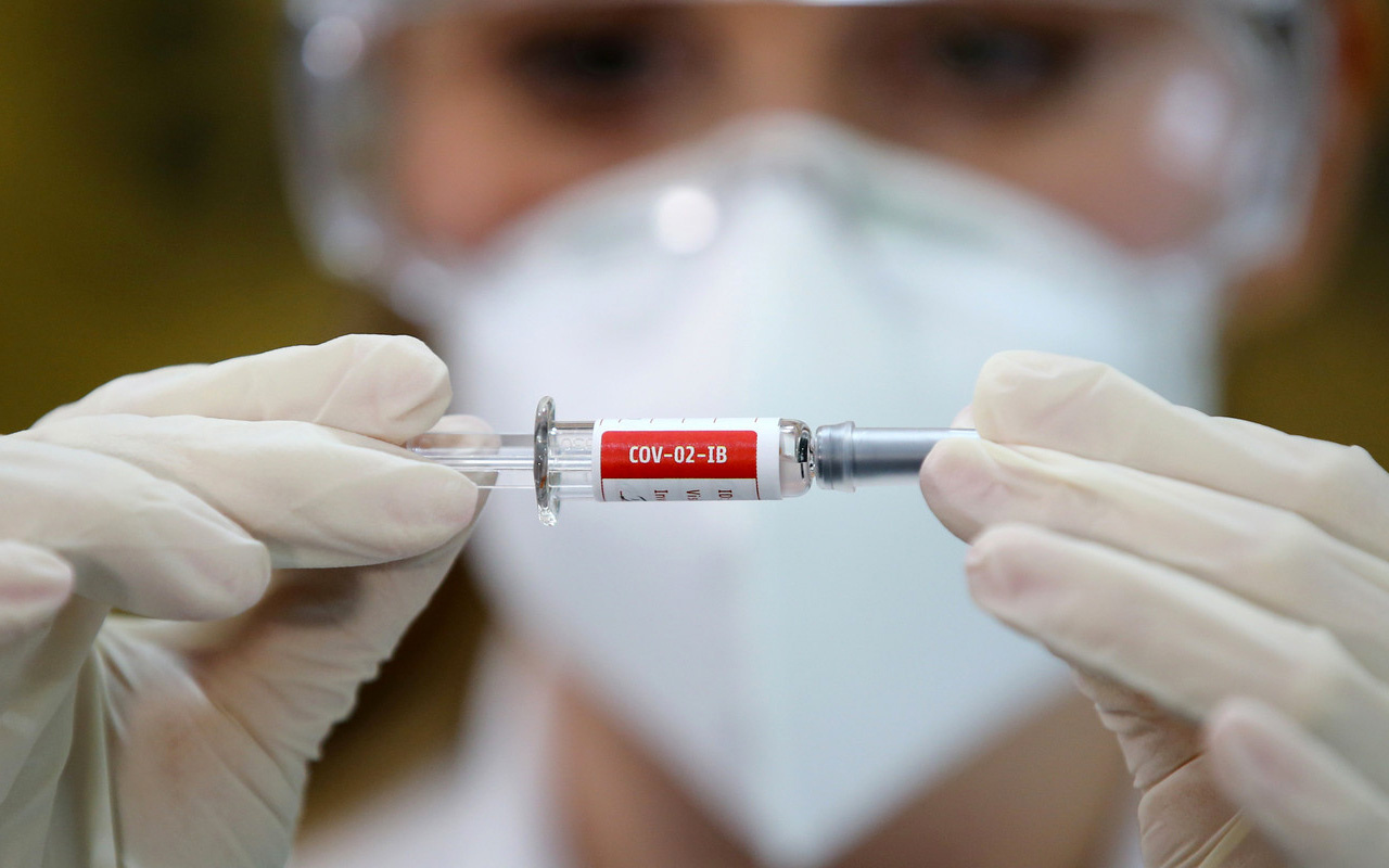 Covid-19'la mücadelede toplam aşı miktarı 20 milyonu aştı