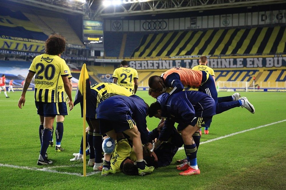 Fenerbahçe'ye ağır eleştiri: Real Madrid'le mi oynadınız! Tam bir canlı bomba