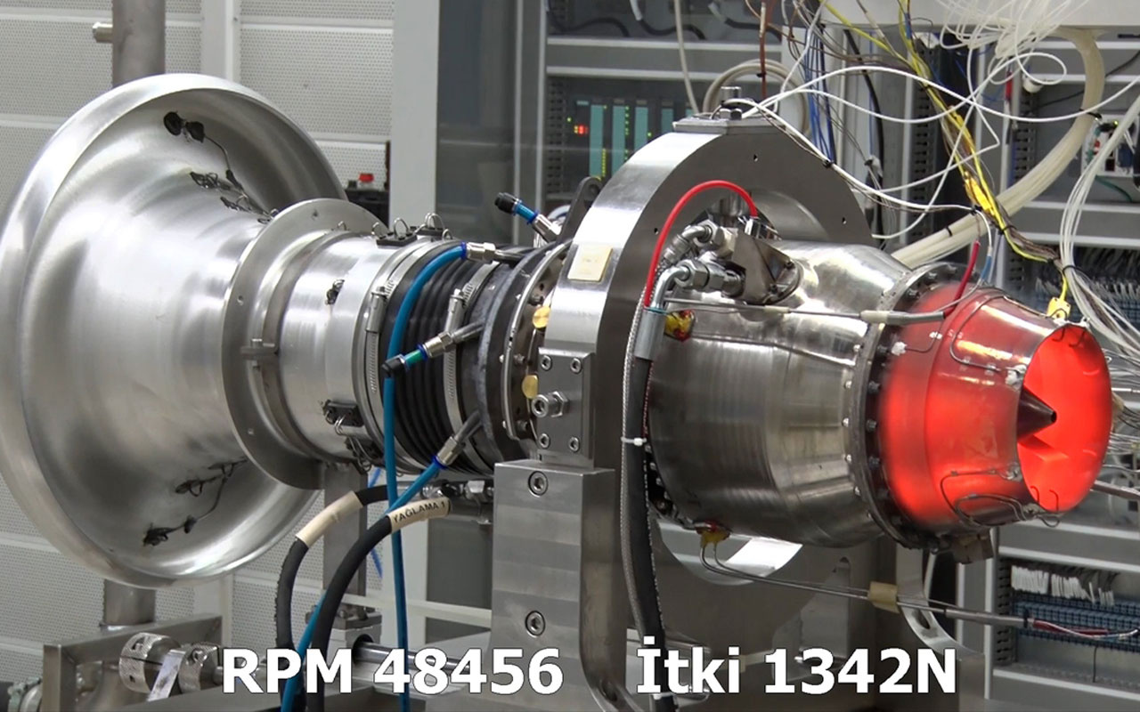 Türkiye'nin ilk orta menzilli füze motoru TEI-TJ300 dünya rekoru kırdı işte test videosu