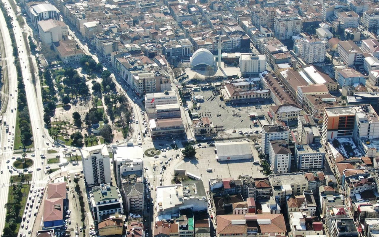Samsun Cumhuriyet Meydanı'ndaki çalışmalar 2023'te tamamlanacak