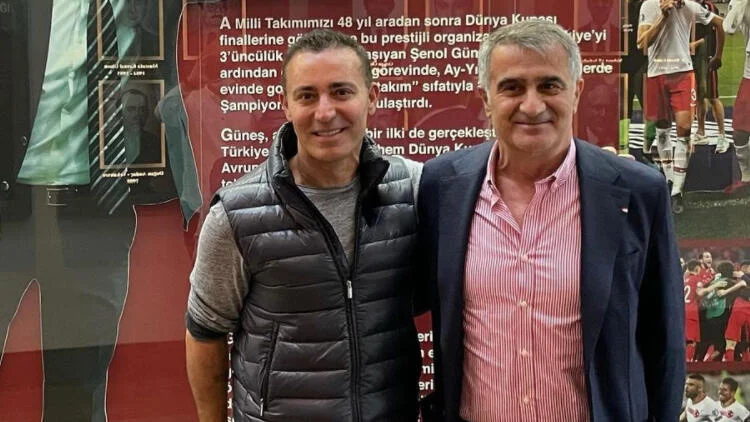 A Milli Futbol Takımı için EURO 2020 şarkısını Mustafa Sandal düzenleyecek A Milli Futbol Takımı için EURO 2020 şarkısını Mustafa Sandal düzenleyecek