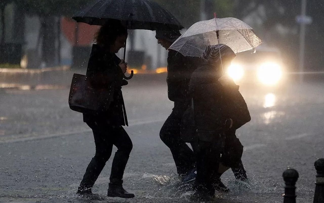 3 Mayıs hava durumu raporu! Meteoroloji saat verip uyardı: İstanbul dikkat