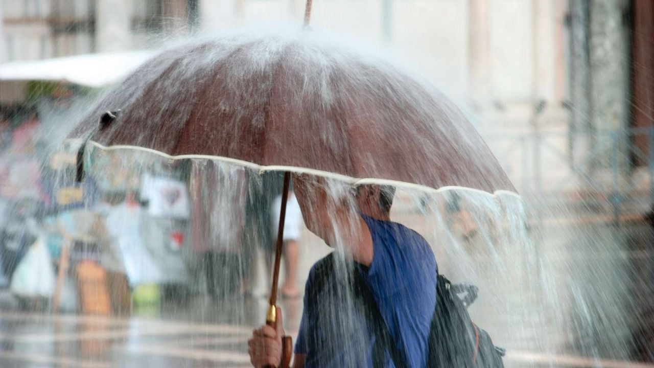 Meteoroloji'den sağanak yağış uyarısı! Listede İstanbul ve Ankara da var