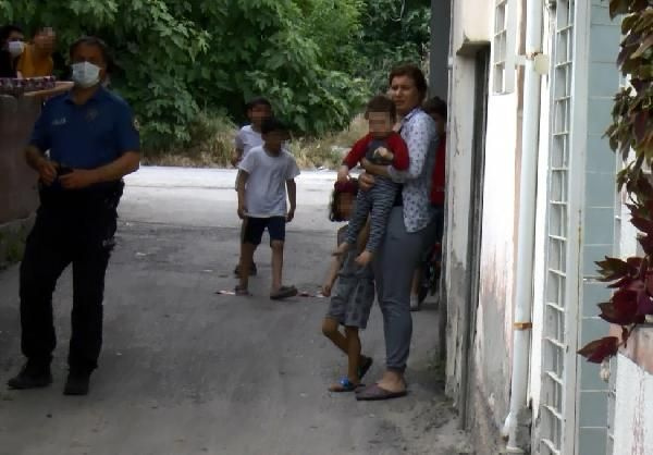 Adana'da kan donduran olay! Çocukların çığlıklarını duyan komşular polisi aradı