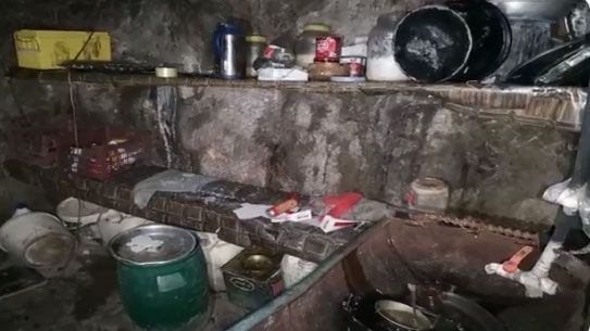 Bir darbe daha! PKK teröristlerin kullandığı 14 odalı mağara tespit edildi