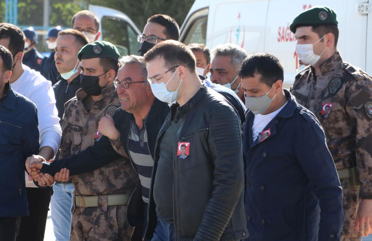 Şehit Özel Harekat Polisi Veli Kabalay memleketi Denizli'de son yolculuğuna uğurlandı