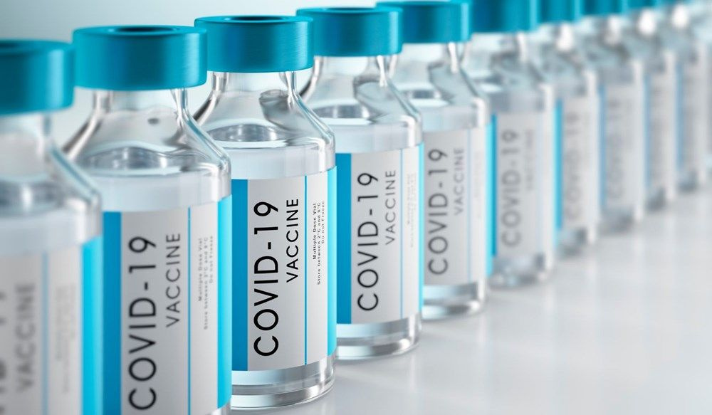 Dünyanın ilk geniş kapsamlı üçüncü doz koronavirüs aşısı denemeleri başladı